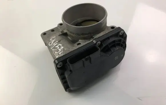 Volvo V50 Throttle valve 30711551