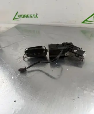 Peugeot 308 Ignition lock 9673257480
