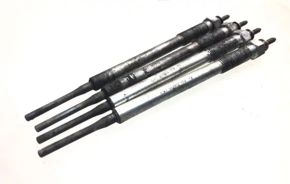 Toyota Corolla Verso E121 Glow plug 917812
