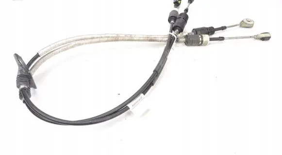 Gear shift cable linkage