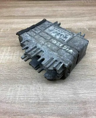 Volkswagen Polo III 6N 6N2 6NF Engine control unit/module ECU 030906026AK 0261203744
