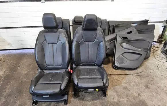 Seat set