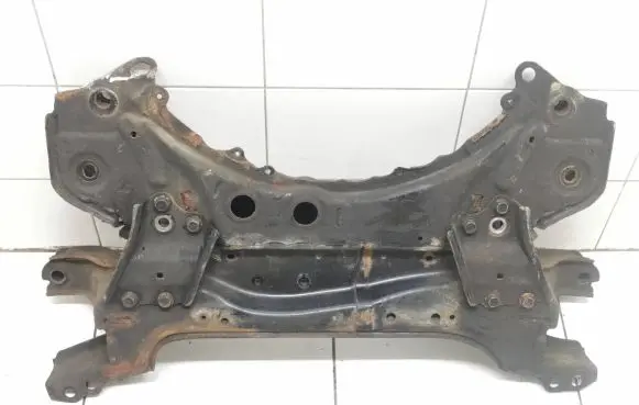 Toyota RAV 4 (XA30) Front subframe