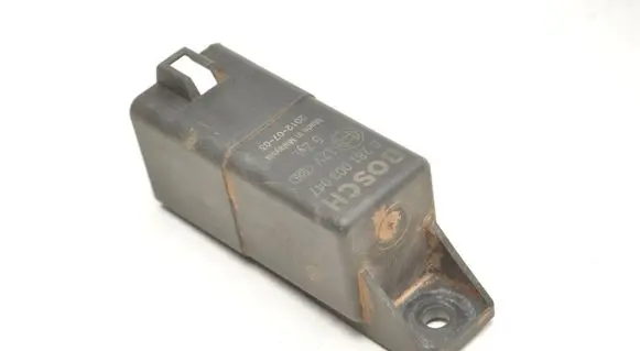 Volvo XC60 Other relay 0281003047