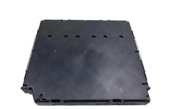 Volkswagen Golf VI Central body control module 5K0937086M