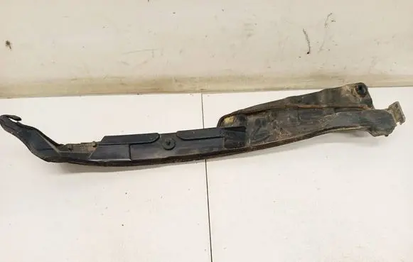 Toyota Avensis T250 Fender mounting bracket 5386705021