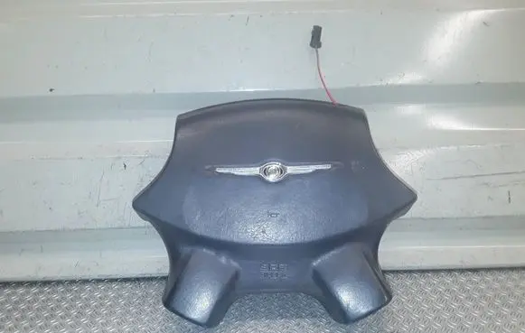 Chrysler Pacifica Steering wheel airbag 