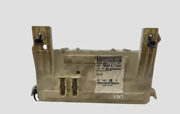 Ford Focus C-MAX Fuse module 7M5T14A073JB 7Y48154 7M5T14014ALB