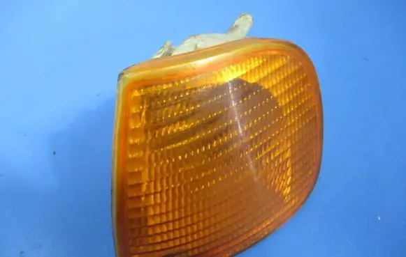 Volkswagen Caddy Front indicator light