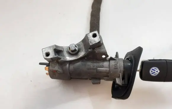 Volkswagen Transporter - Caravelle T5 Ignition lock 4B0905851B