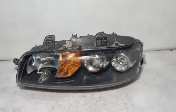 Fiat Punto (188) Headlight/headlamp