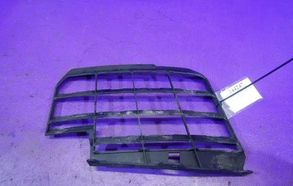 Audi A8 S8 D3 4E Front arch 4E0821172K