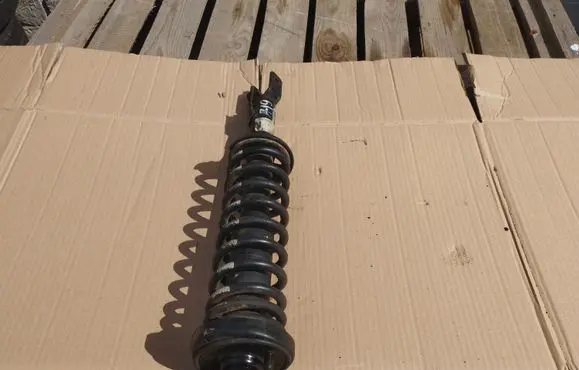Honda Concerto Rear shock absorber with coil spring 22102628 190593A