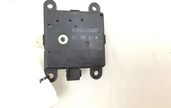 Nissan Qashqai Air flap motor/actuator A24820A3200000