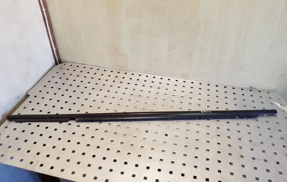 Toyota Corolla E120 E130 Rear door glass trim molding