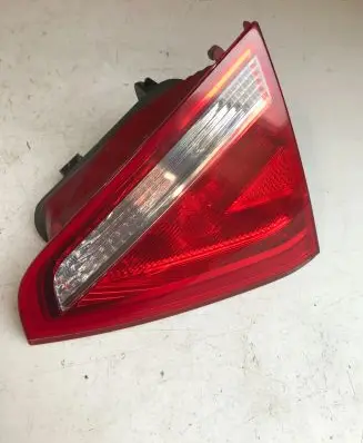 Audi A5 8T 8F Tailgate rear/tail lights 8T0945094