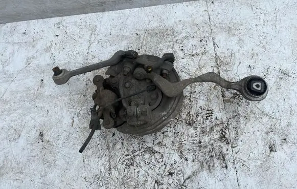 BMW 1 E81 E87 Front wheel hub 6764444 12201210