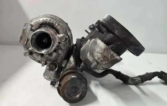 Audi A4 S4 B5 8D Turbo 028145702