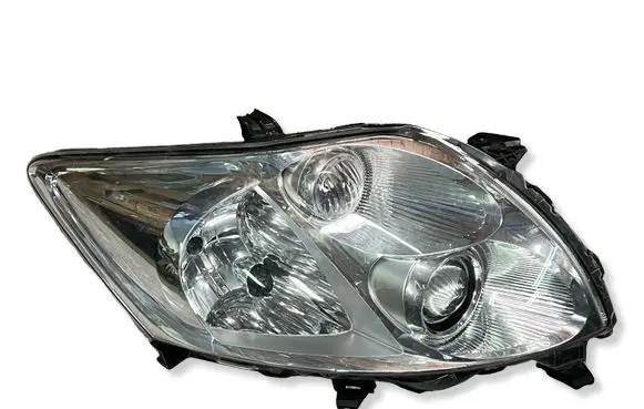 Toyota Auris 150 Headlight/headlamp 8113002470 89902091