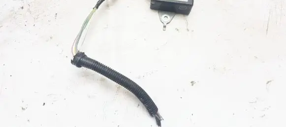 Lexus IS 220D-250-350 Door control unit/module 8974053051 251300-3870