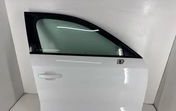 Audi A3 S3 8V Front door 8V5831052D