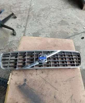 Volvo S60 Front grill 9190740 9151881