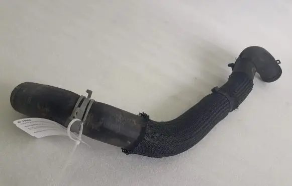 Nissan Qashqai J12 Engine coolant pipe/hose 215306UB3A