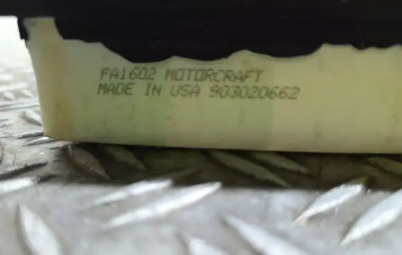 Ford Escort Air filter 