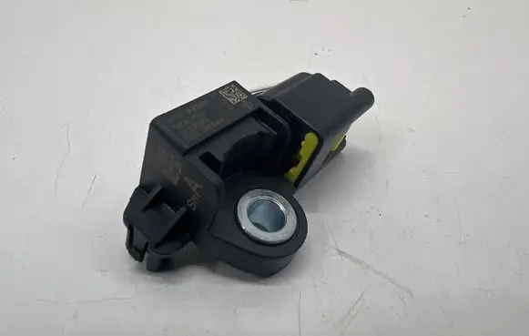 Nissan Qashqai J12 Airbag deployment crash/impact sensor 988307904R