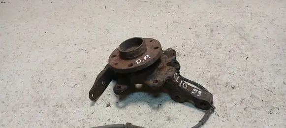 Renault Clio II Front wheel hub spindle knuckle 