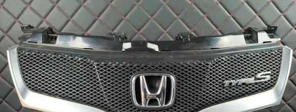 Honda Civic Front bumper upper radiator grill