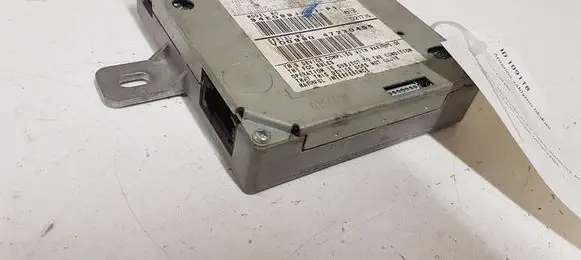 Volvo V50 Antenna control unit 307325651 34E099J 47230455