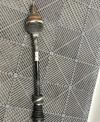 Skoda Kamiq Front driveshaft 2Q0407272CE