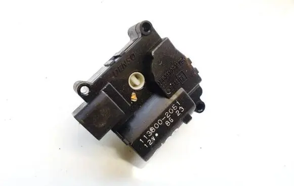 Toyota Corolla Verso AR10 Air flap motor/actuator 1138002051 113800-2051