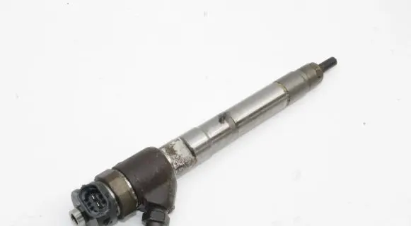 Maserati Quattroporte Fuel injector 35062015F 0445110523