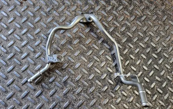 Volkswagen Tiguan Engine coolant pipe/hose 05E121497E
