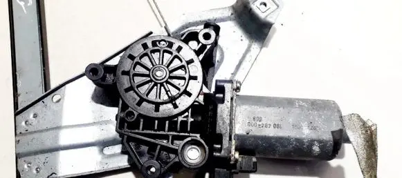 Renault Espace III Rear door window regulator motor 190484000 0130821631