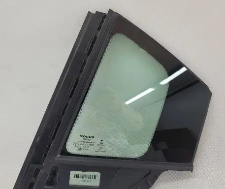 Volvo S60 Rear vent window glass 31442964