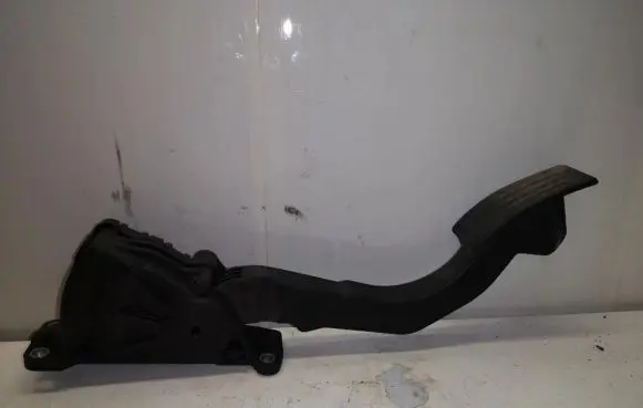 Volvo C70 Accelerator throttle pedal 00864133 A11510