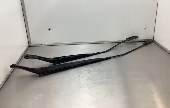 Renault Laguna III Front wiper blade arm 288810001N