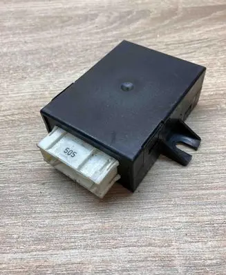 BMW 5 E39 Steering rack control module 8352494 55892110