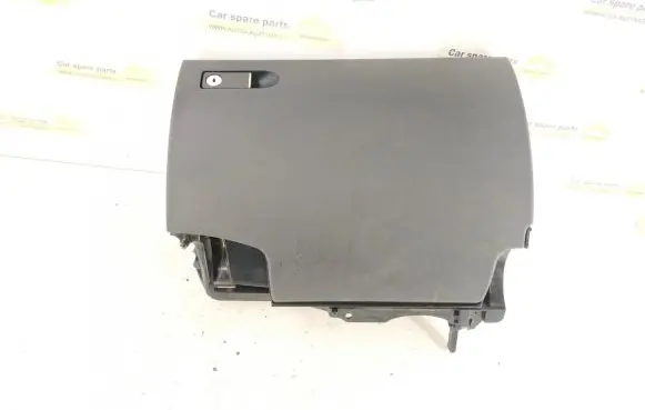 Mercedes-Benz C W204 Glove box set 2046802691 2046800091