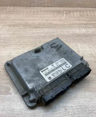 Opel Sintra Engine control unit/module ECU 90569337 0281001637