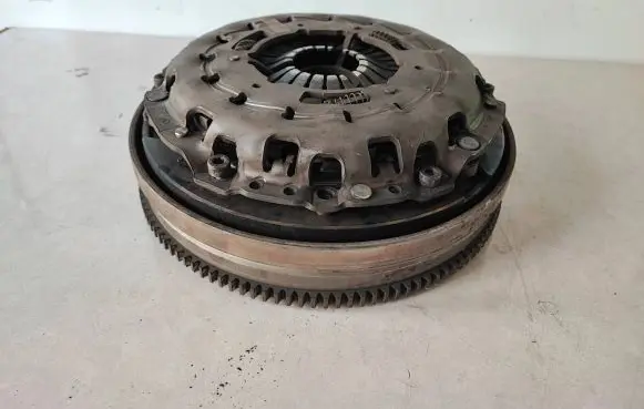 BMW 4 F32 F33 Clutch set kit 8605090 8631809