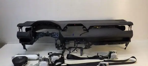 Toyota RAV 4 (XA50) Dashboard