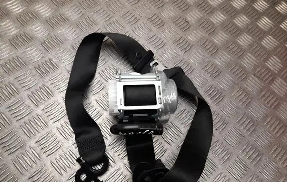 BMW 5 G30 G31 Front seatbelt 7430067