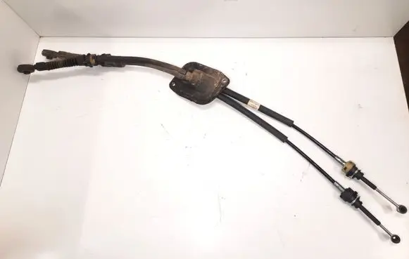Gear shift cable linkage