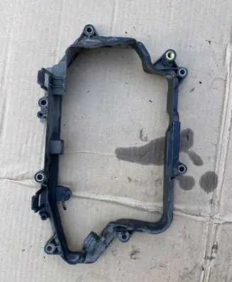 Nissan Navara D40 Rocker cam cover 175755X20C