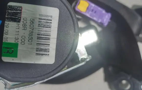 Audi A4 S4 B6 8E 8H Front seatbelt 601917400C 8E0857706F 229092005