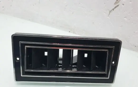 Chevrolet Chevy Van Air vent grill in roof 